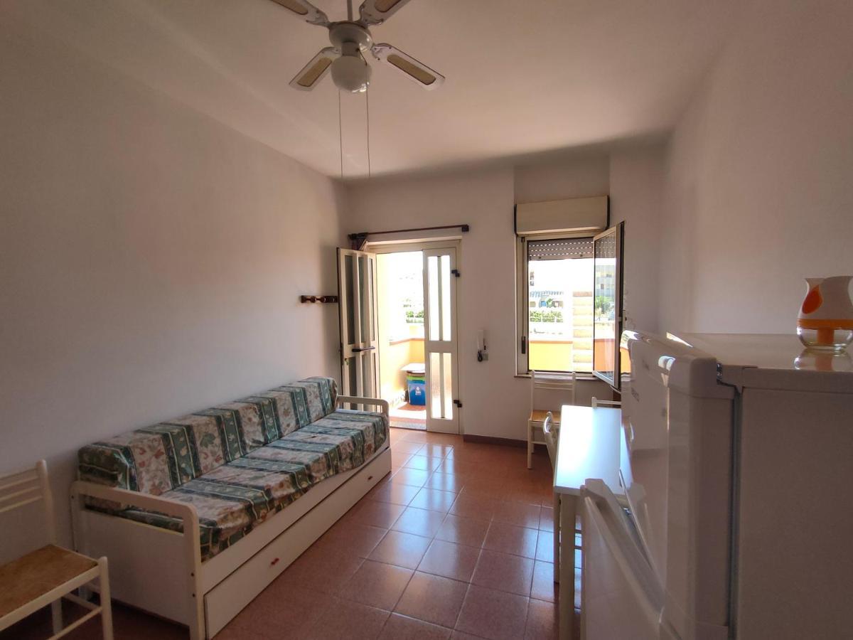 Oasy4 Apartment วิลลัสซีมีอุส ภายนอก รูปภาพ